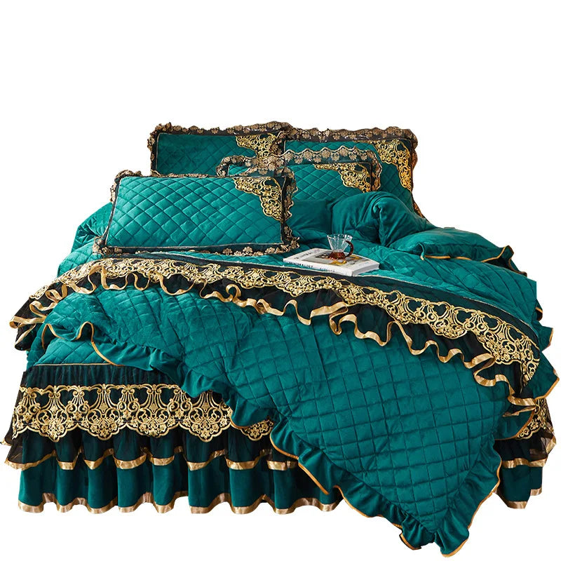 European Modern Style Bedding Set Warm Velvet Non-Slip Bedspread with Printed Polyester Includes Bed Cover