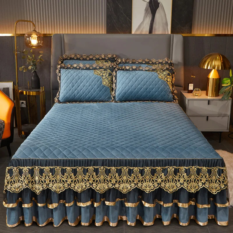 European Modern Style Bedding Set Warm Velvet Non-Slip Bedspread with Printed Polyester Includes Bed Cover