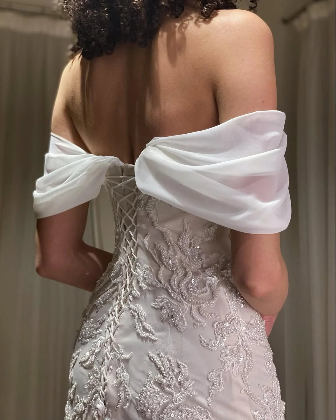 Dubai Saudi Women's Wedding Party attire Evening Dresses Strapless Sequins Backless Customized dresses in liquidation free ship