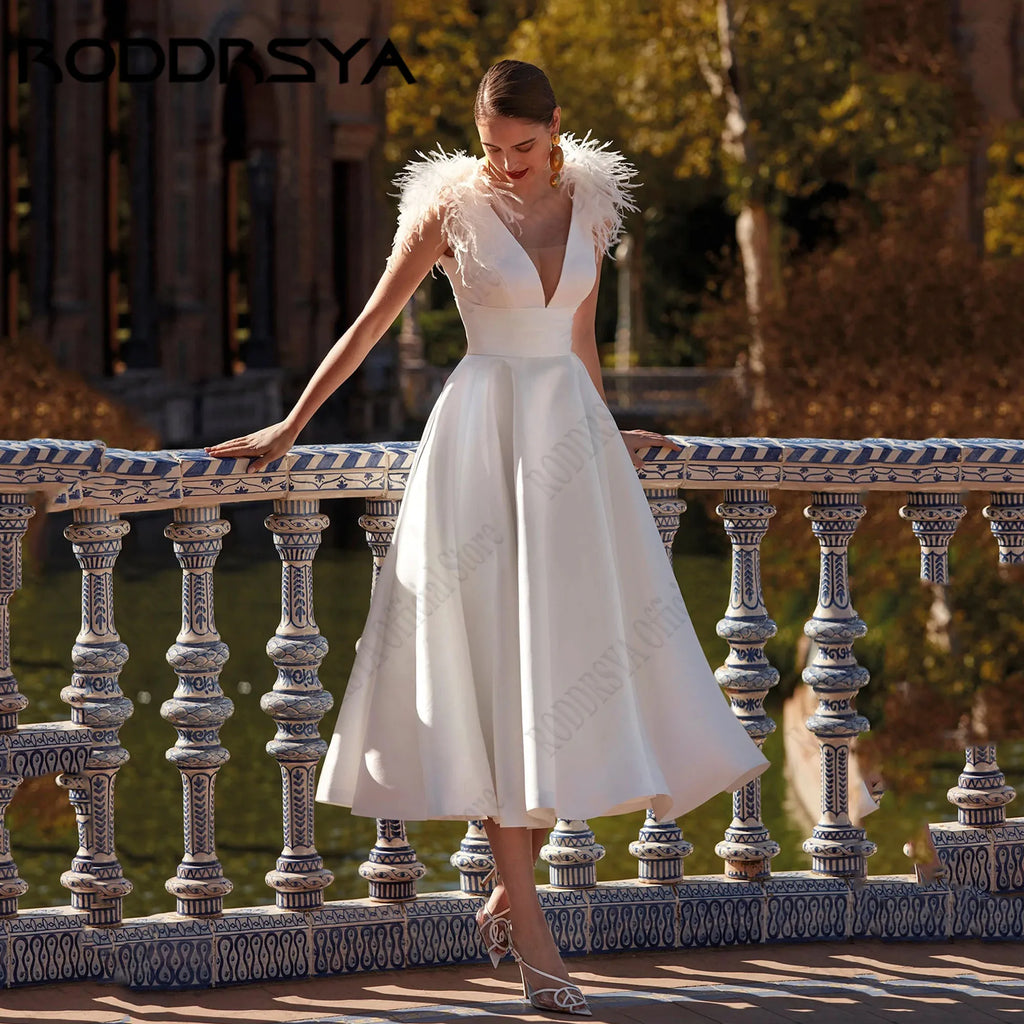RODDRSYA Sleeveless A-Line Mid Wedding Dresses For Bride V-Neck Backless vestidos de novia Satin Simple Party Gowns Customized