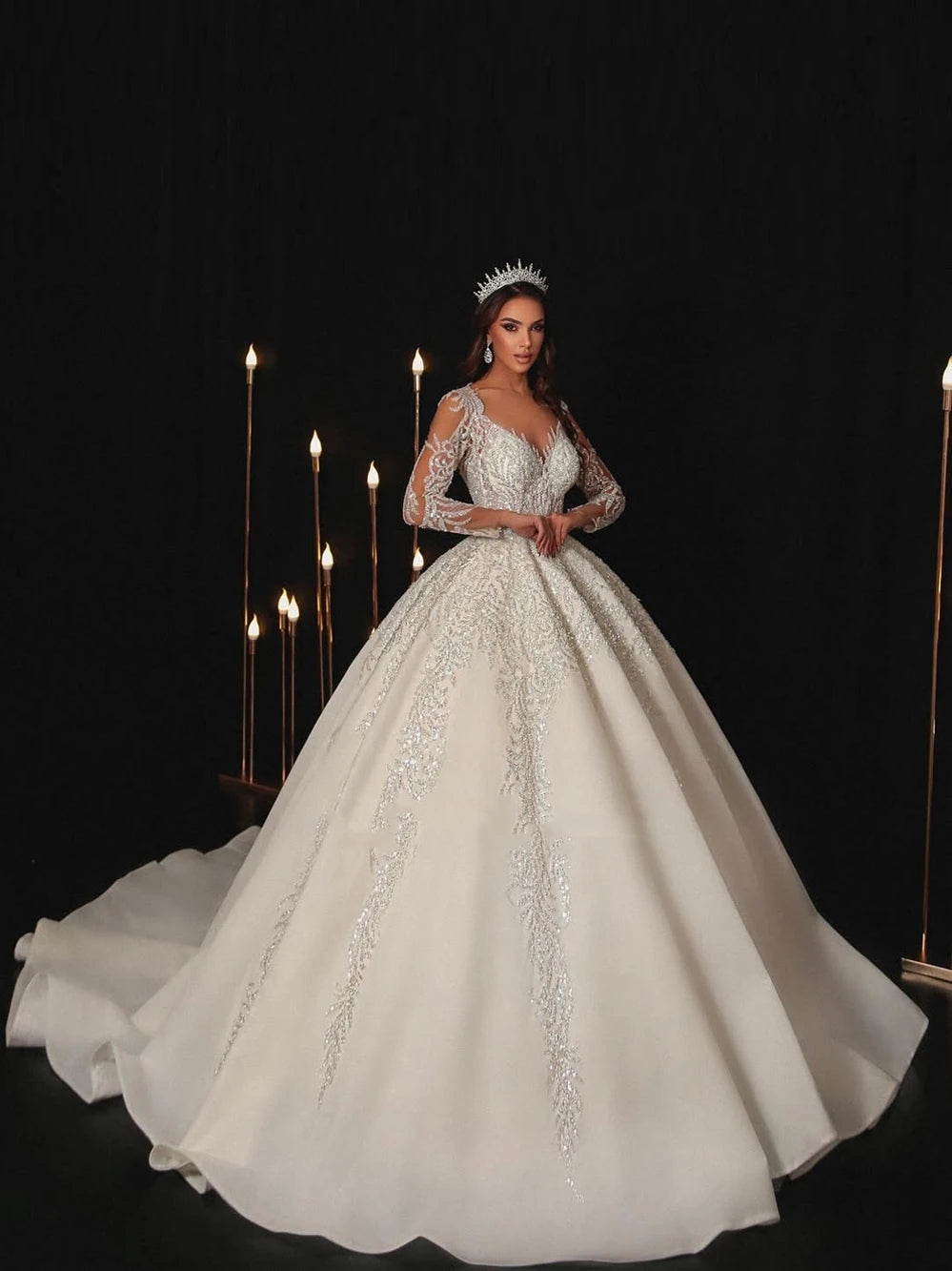 Modern Wedding Dresses A Line Bridal Gowns Lace Appliques Full Sleeves Floor Length Robes Charming Vestidos De Novia Customized