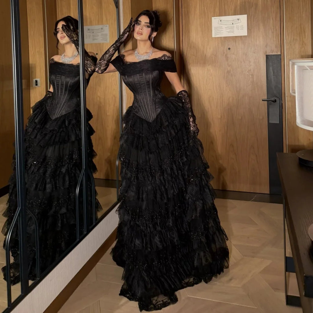 Glamorous Black Women Evening Dresses Off Shoulder Lace Tiered Ruffled Vestido de Gala Elegant Formal Robes de Soriee Customized